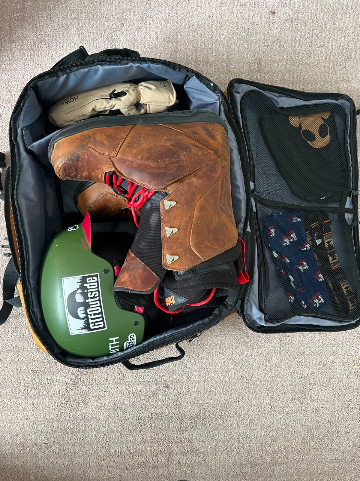 Grizzly Pack: Rugged Outdoor Gear Hauler & Backpack Black Onyx