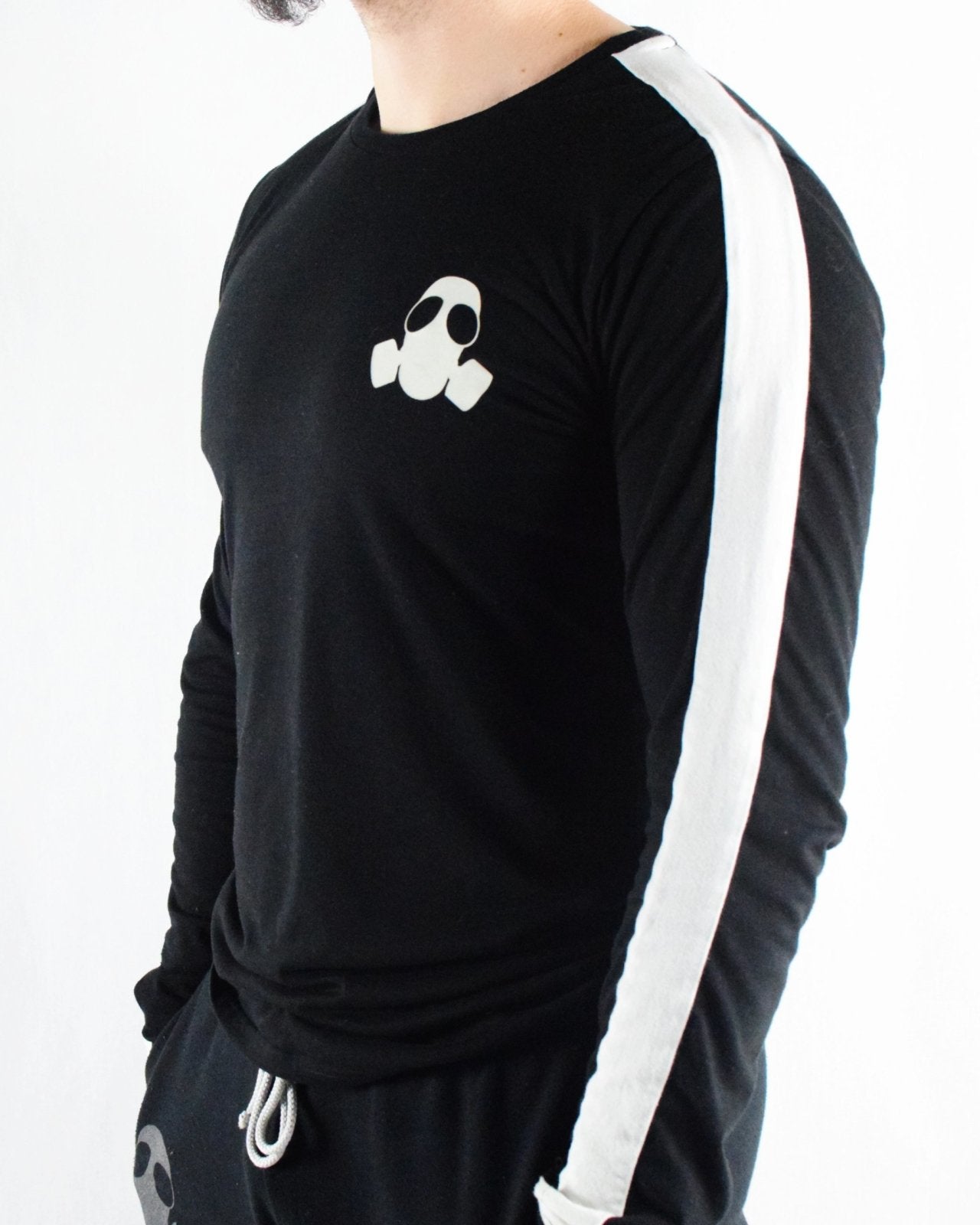 Ace Long-sleeve | Black - NoSurrenderGear