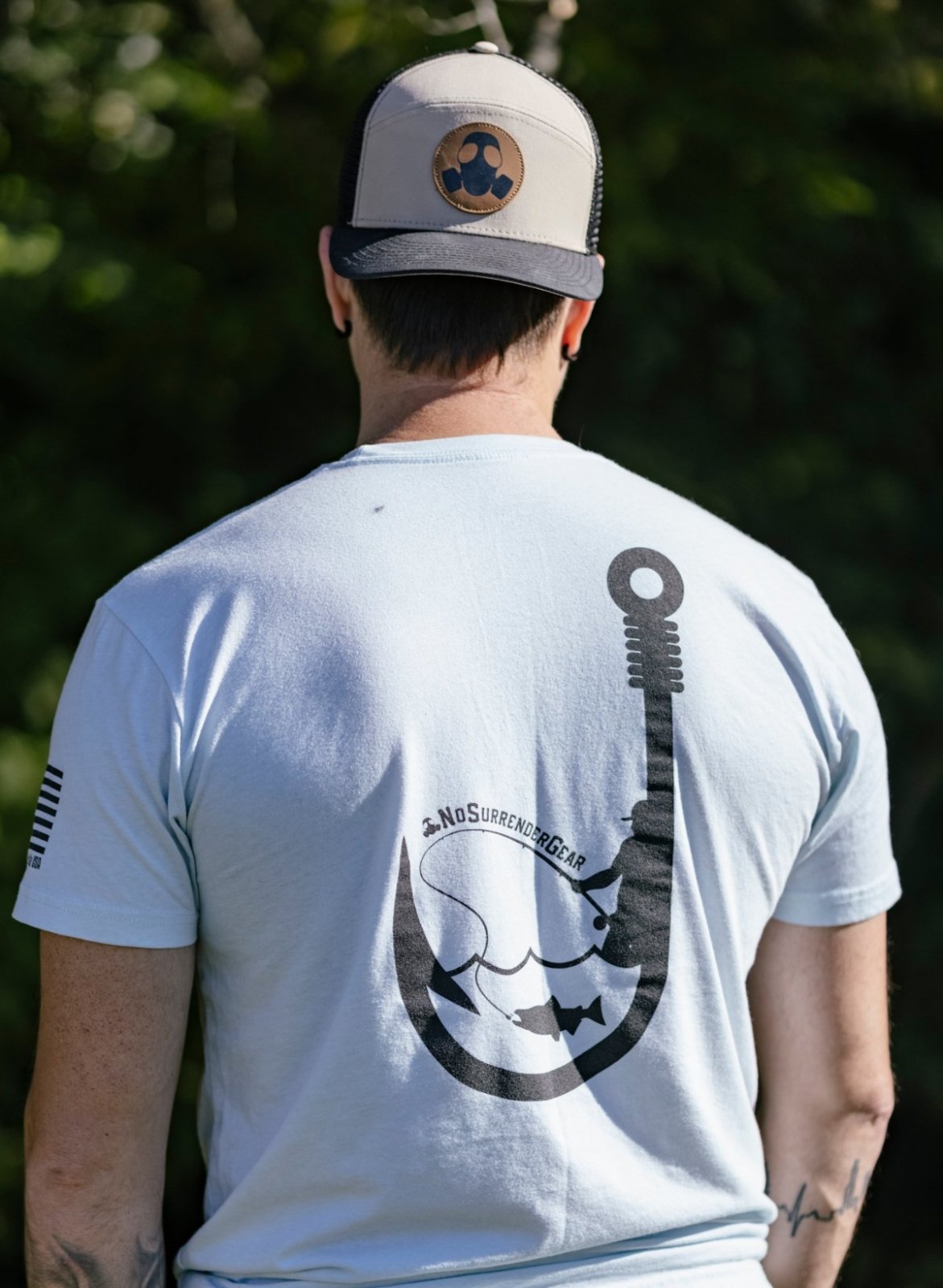 Hooked Up Tee | Ice Blue - NoSurrenderGear